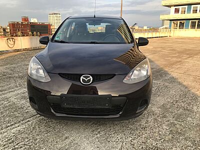 Mazda 2.  1.3  TŪV neu bis 03/2028