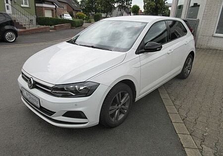 VW Polo Volkswagen United 1.0 TSI NAVI ALU APS SITZHZG APP KLI