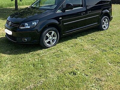 Volkswagen Caddy 1,6TDI 75kW für Rollstuhl mit Rampe