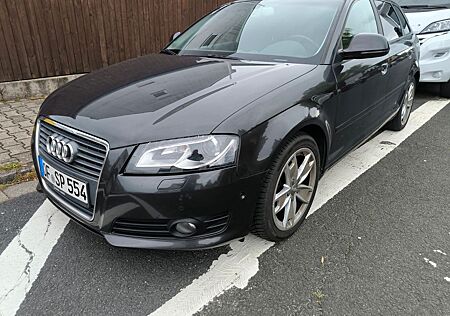 Audi A3 2.0 TDI Scheckheft Gepflegt original Zustand