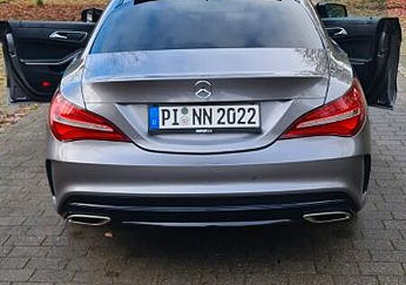 Mercedes-Benz CLA 250 AMG Line Auto.+Night paket+Pano+Navi+LED