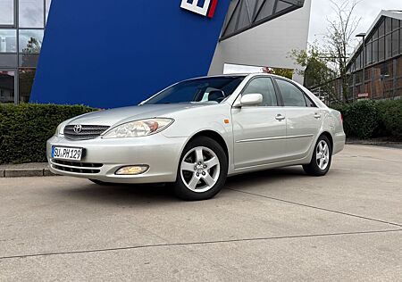 Toyota Camry 3.0 V6 Executive*LEDER*NAVI*AUT*TOP*175TKM