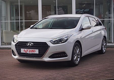 Hyundai i40 Kombi 1.7 CRDi Navi SHZ AHK NSW Temp.