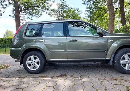 Nissan X-Trail 2.2 dCi | Gepflegt | Viele Neutei