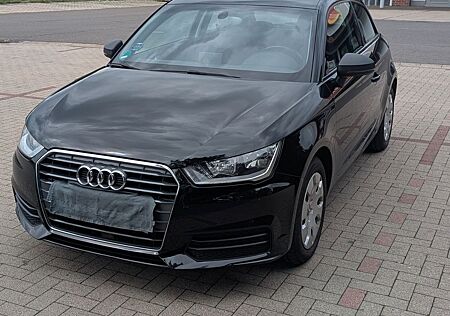 Audi A1 1.0 TFSI ultra -