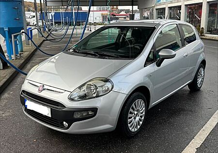Fiat Punto EVO gebraucht kaufen Fiat Punto EVO 1.4 Tüv 09/2027/Klima/Euro5/Start&Stop