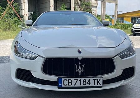 Maserati Ghibli 3.0 V6 350HP Automatik RWD -