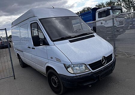 Mercedes-Benz Sprinter 308