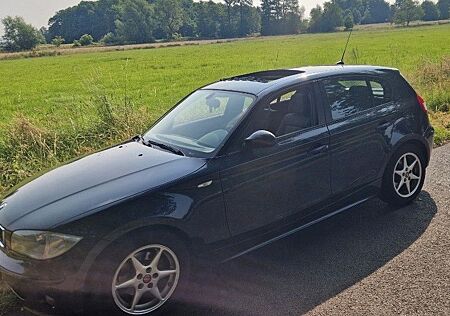 BMW 118i - Automatik * Klima * Schiebedach