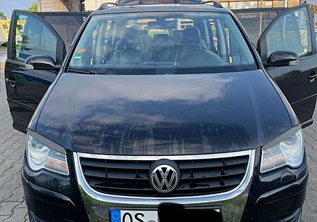 VW Touran Volkswagen 1.9 TDI DSG DPF Highline Highline