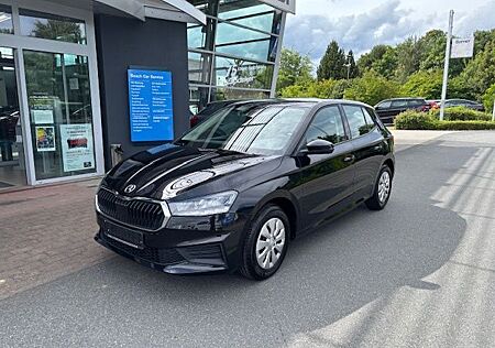 Skoda Fabia 1.0 MPI Active Sitzheizung Einparkhilfe