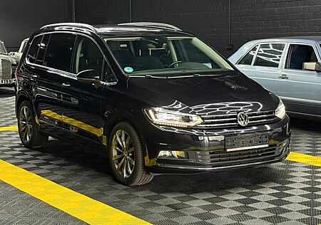 VW Touran Volkswagen Highline+PANO+NAVI+7Sitze+LED+