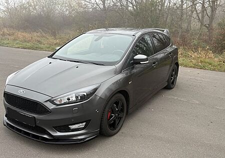 Ford Focus 1,0 EcoBoost 92kW ST-Line / RS-Style