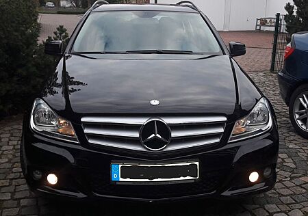 Mercedes-Benz C 200 CGI Blue Eff.