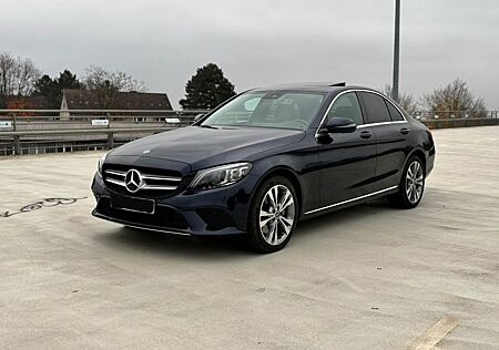 Mercedes-Benz C 300 C 300d 4M/Avantgarde/Schiebedach/Burmester