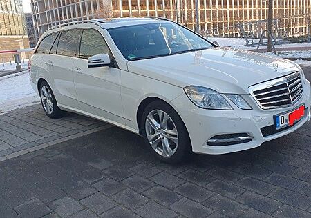 Mercedes-Benz E 220 CDI BlueEFFICIENCY AVANTGARDE AVANTGARDE