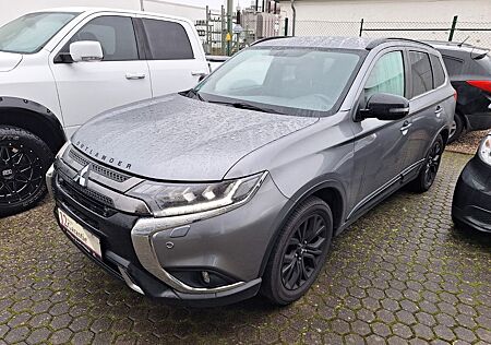 Mitsubishi Outlander OutlanderActive+2WD AUTOMATIK 7.SI LEDER NAVI