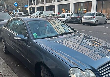 Mercedes-Benz CLK 200 AVANTGARDE Avantgarde