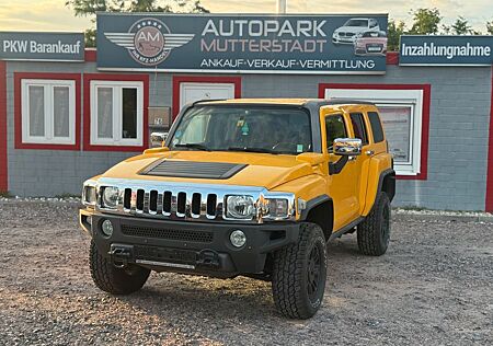 Hummer H3 3.7 Luxury Auto.