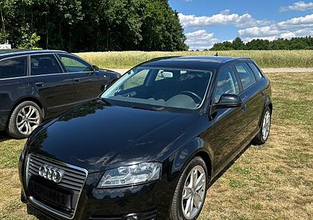 Audi A3 2.0 TDI (DPF) Attraction Sportback Attraction