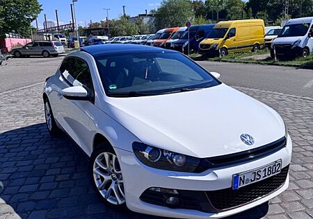 VW Scirocco Volkswagen 1.4 TSI -