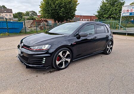 VW Golf Volkswagen 2.0 TSI DSG BlueMotion GTI*Tempo*Klima*Navi