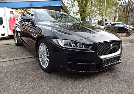 Jaguar XE Automatik,Xenon,Leder,Navi.Kamera,Euro-6