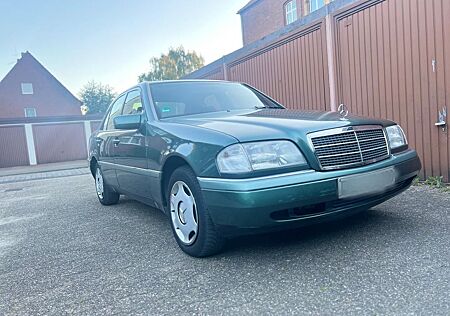 Mercedes-Benz C 180 CLASSIC Classic