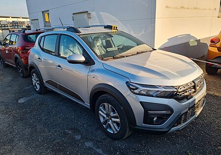 Dacia Sandero TCe 100 ECO-G Stepway Comfort Stepwa...
