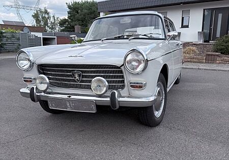 Peugeot 404