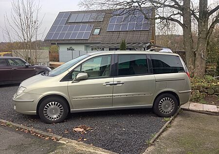 Lancia Phedra 2.0 16v Multijet 100kW Platino Platino