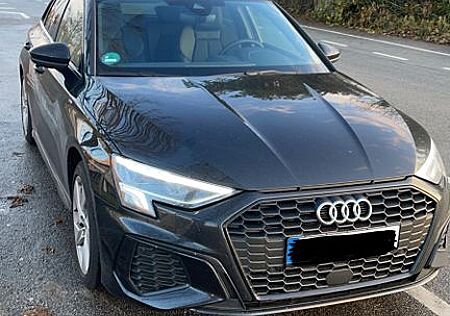 Audi A3 35 TFSI S tronic S line Sportback S line