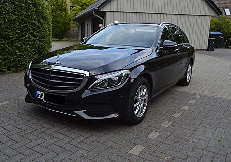 Mercedes-Benz C 220 d T BlueTEC, Selbstlenkende Systeme, ACC,