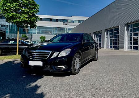 Mercedes-Benz E 500 /AMG/LPG/Garagenfahrzeug/Voll/guter Zustand