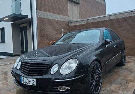 Mercedes-Benz E 320 CDI Avantgarde Top Zustand !