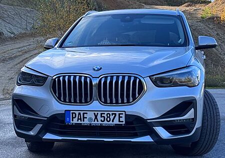 BMW X1 xDrive25e Hybrid 2022 AHK 220PS