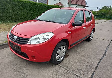 Dacia Sandero 1.4 MPI -Bremse vorn neu, ZR gemacht,AZV