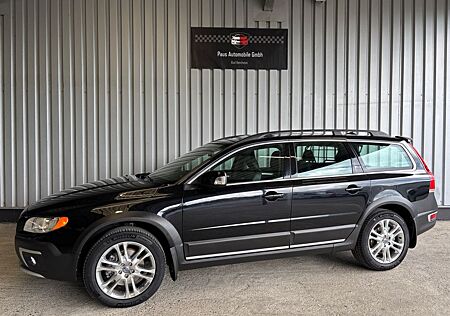 Volvo XC 70 XC70 Summum AWD D5 1e Hand Voll-Leder