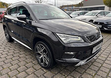 Seat Ateca FR 150PS NAVI+SHZ+AHK+PANO+LED+