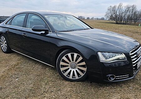 Audi A8 4.2 FSI tiptronic quattro - TOP Zustand