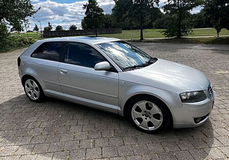 Audi A3 3.2 quattro DSG Ambition