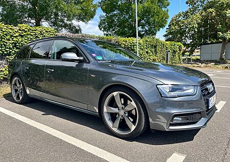 Audi A4 3.0 TDI S tronic quattro S line Avant S line