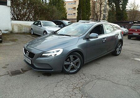 Volvo V40 Style-Paket-Navi-Xenon