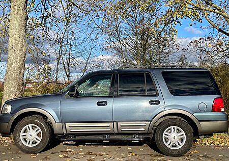Ford Expedition 5.4 L V8