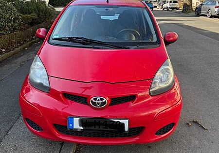 Toyota Aygo (X) Aygo (X) 1,0-l-VVT-i Cool Cool