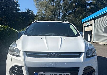 Ford Kuga 2,0 TDCi 4x4 132kW Titanium PowerShift ...