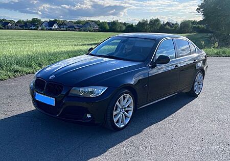 BMW 330d xDrive LCI - CarPlay, Keyless Go
