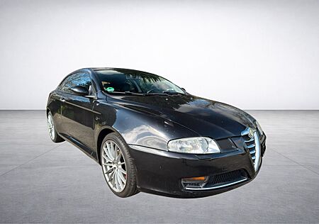 Alfa Romeo GT 2.0 16V JTS Distinctive