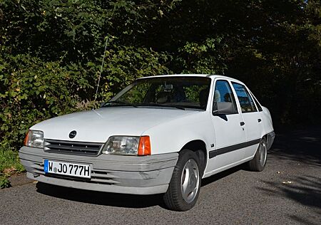 Opel Kadett E Original 1.6 1989 weiß