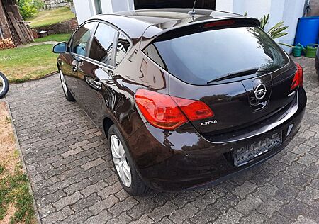Opel Astra 1.7 CDTI Color Edition 81kW Color Edition